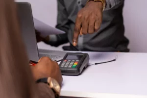 Traditional Banks vs Fintech in Africa